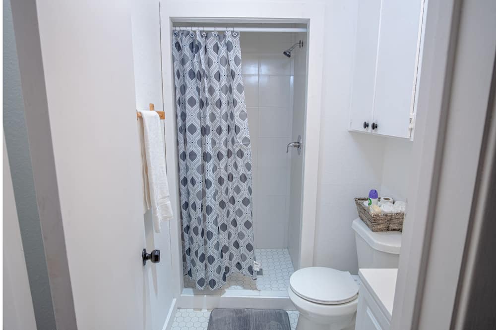 Photo of Bathroom in Midtown