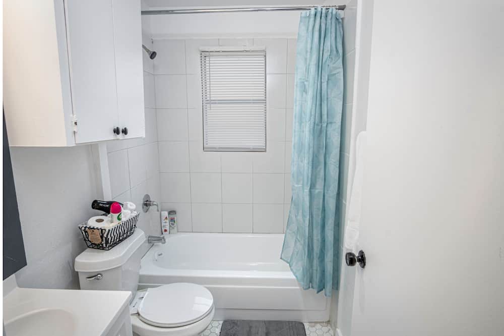 Photo of Bathroom in Midtown