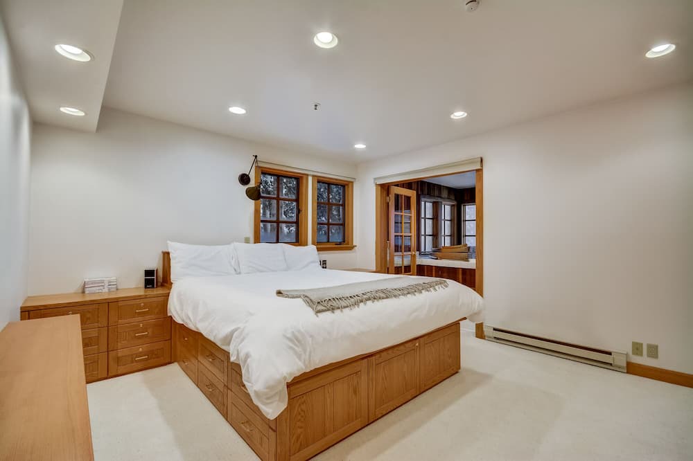 Photo of Bedroom in Salt Lake Mountain Resorts