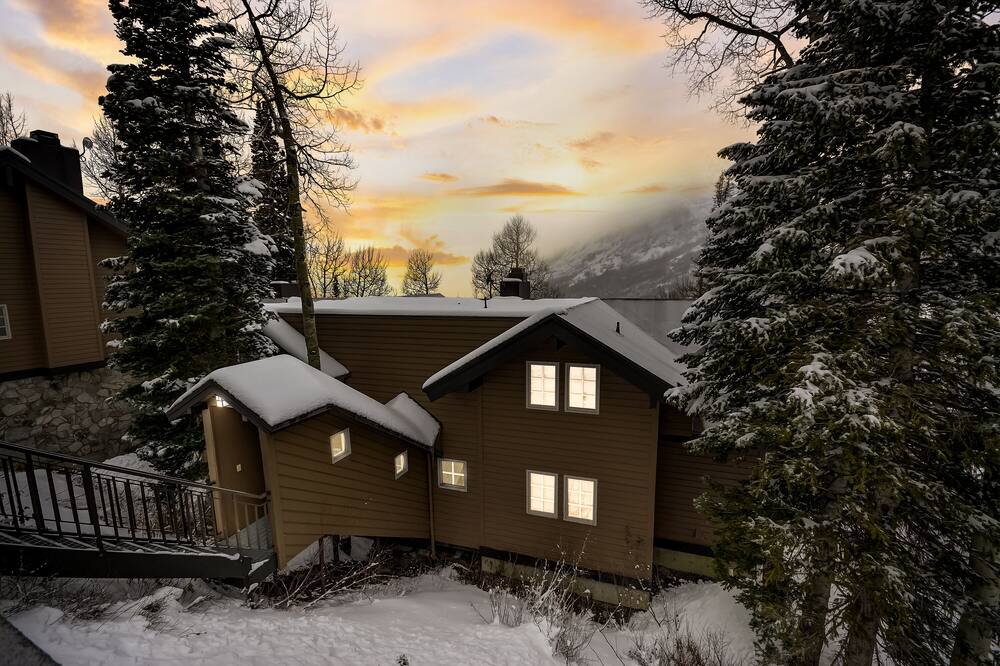 Photo of Outdoor in Salt Lake Mountain Resorts