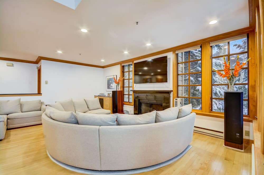 Photo of Livingroom in Salt Lake Mountain Resorts