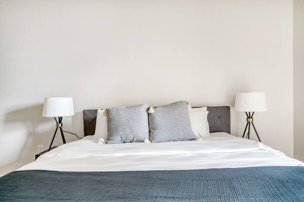 Photo of Bedroom in City Park West