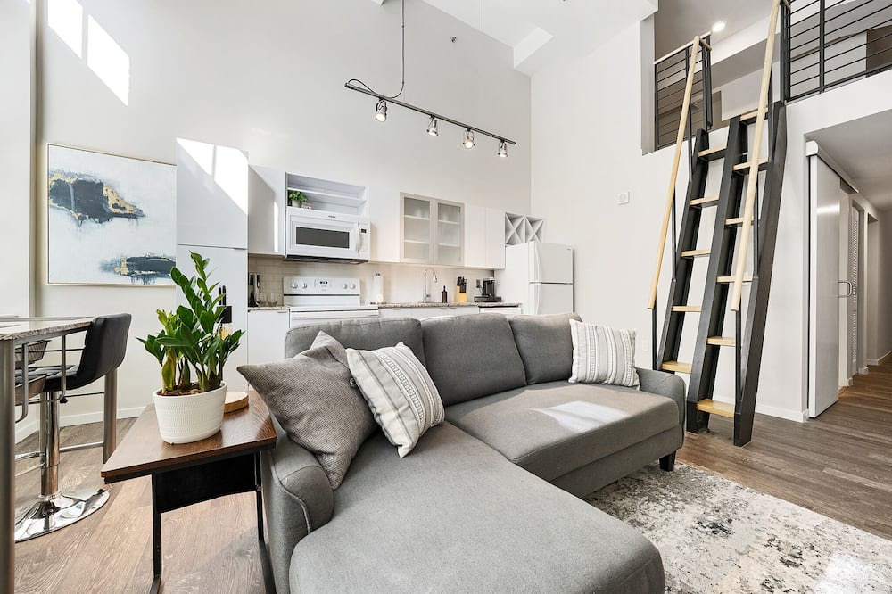 Photo of Bedroom in Downtown Cincinnati