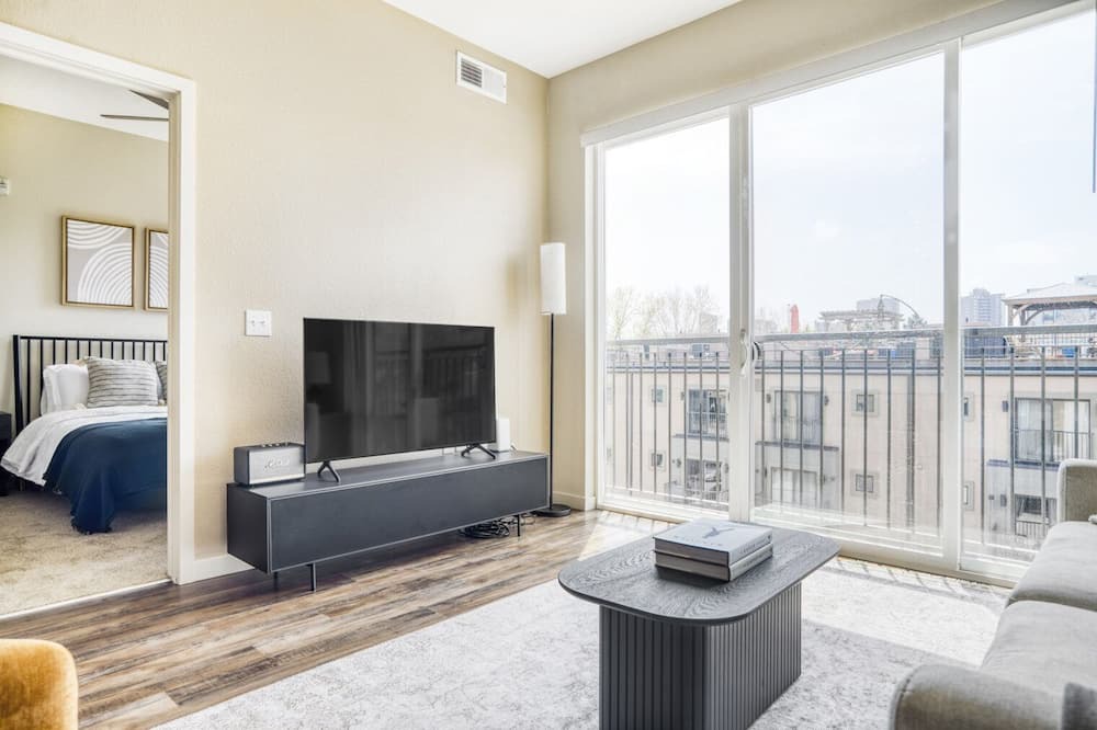 Photo of Livingroom in City Park West