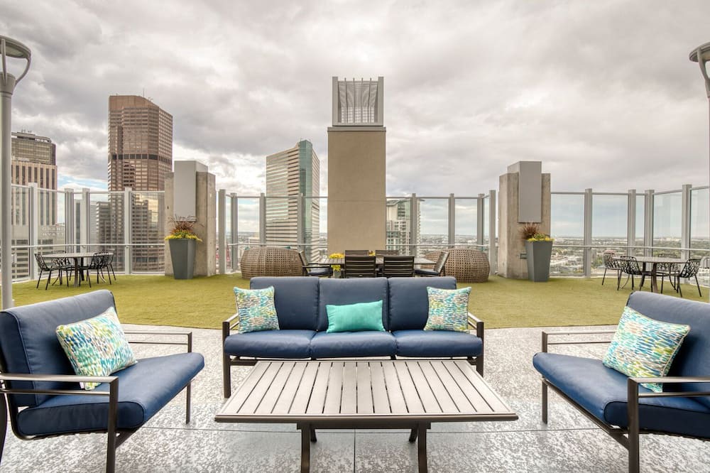 Photo of Outdoor in Uptown