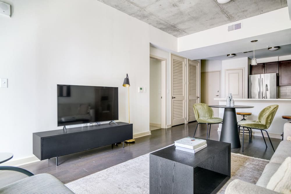 Photo of Livingroom in Uptown