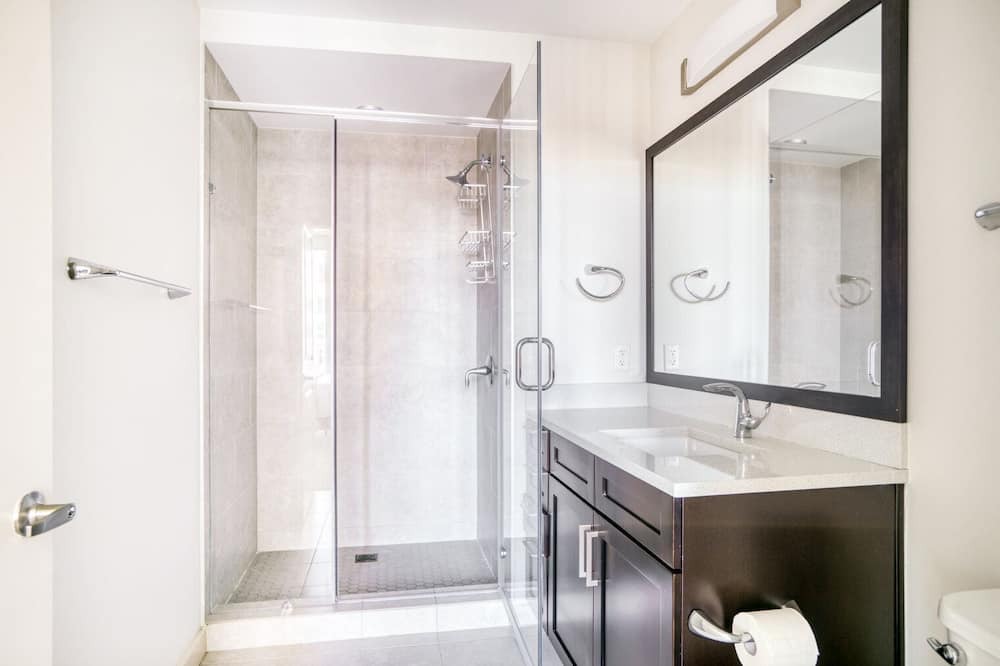 Photo of Bathroom in Uptown