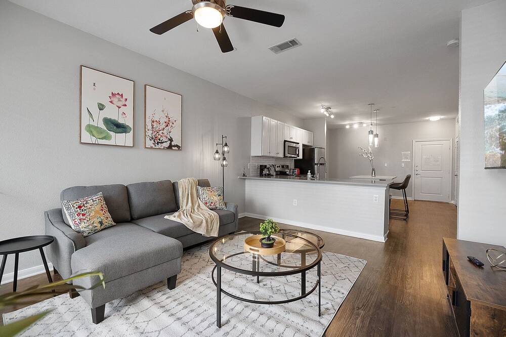 Photo of Livingroom in St. Edwards
