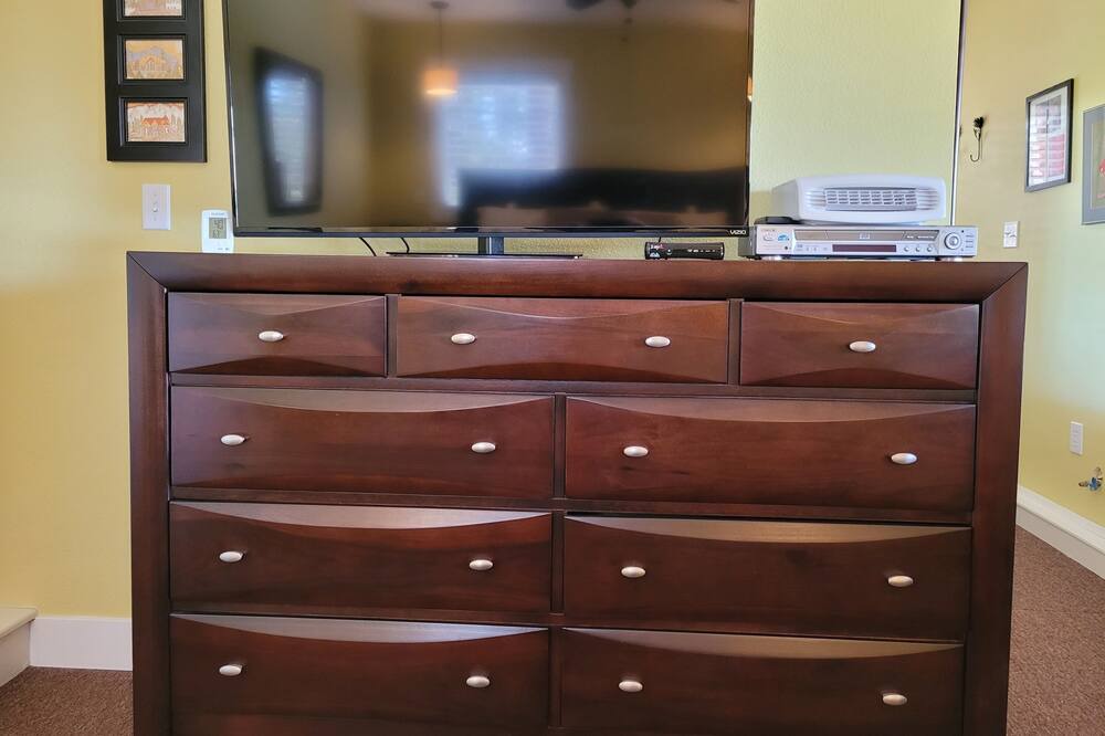 Photo of Bedroom in Coal Creek