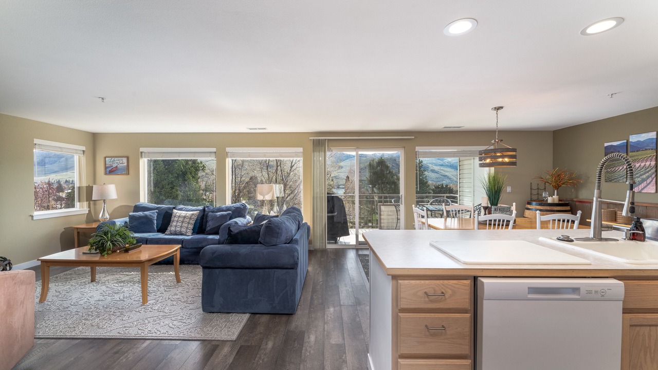 Photo of Livingroom in Chelan