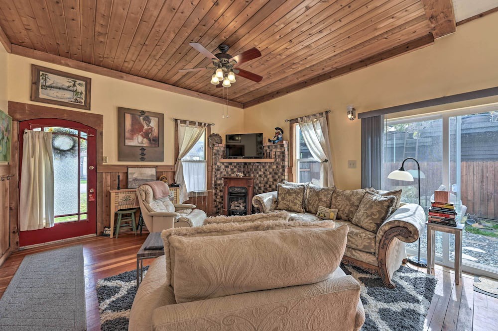 Photo of Bedroom in Index