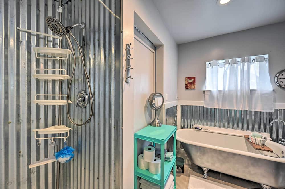 Photo of Bathroom in Index