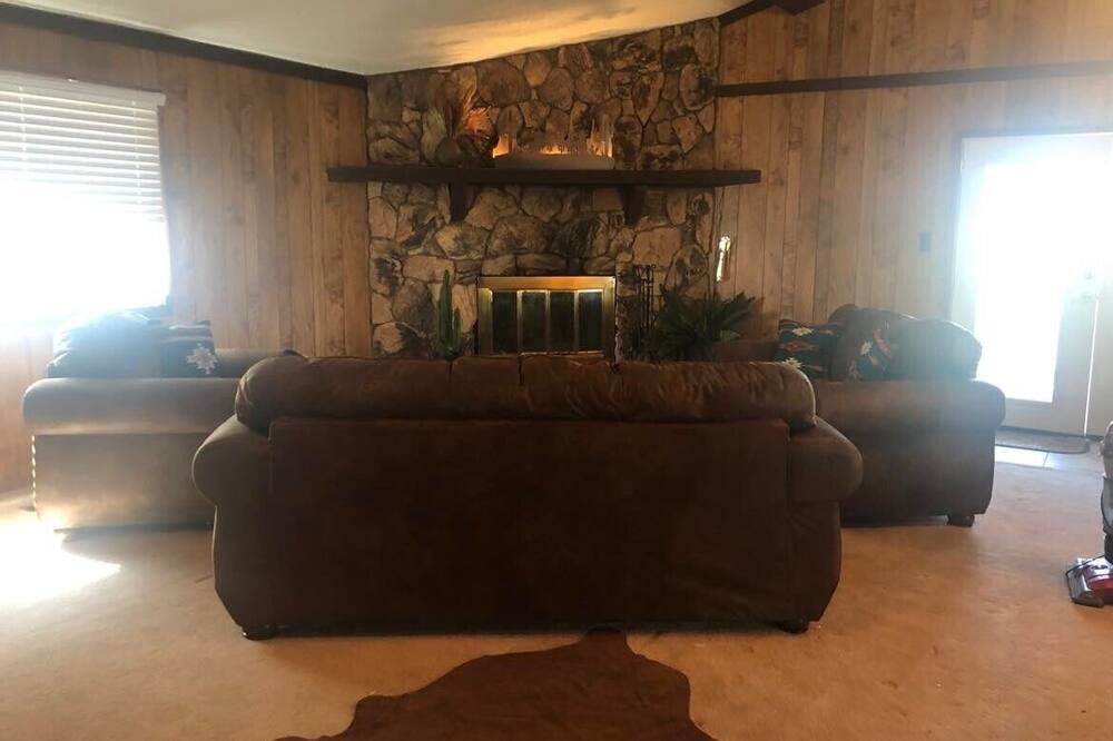 Photo of Livingroom in Ruidoso Downs