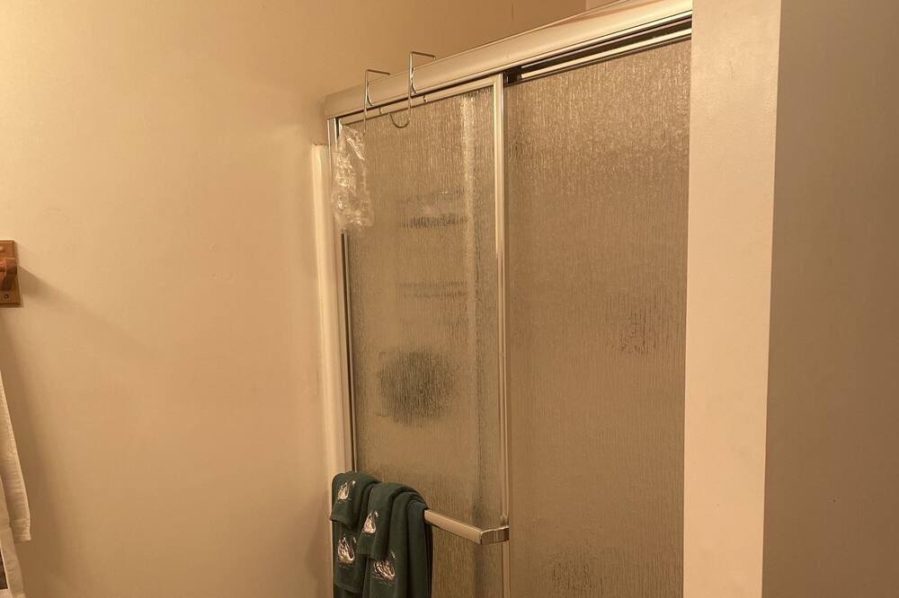 Photo of Bathroom in Mingo