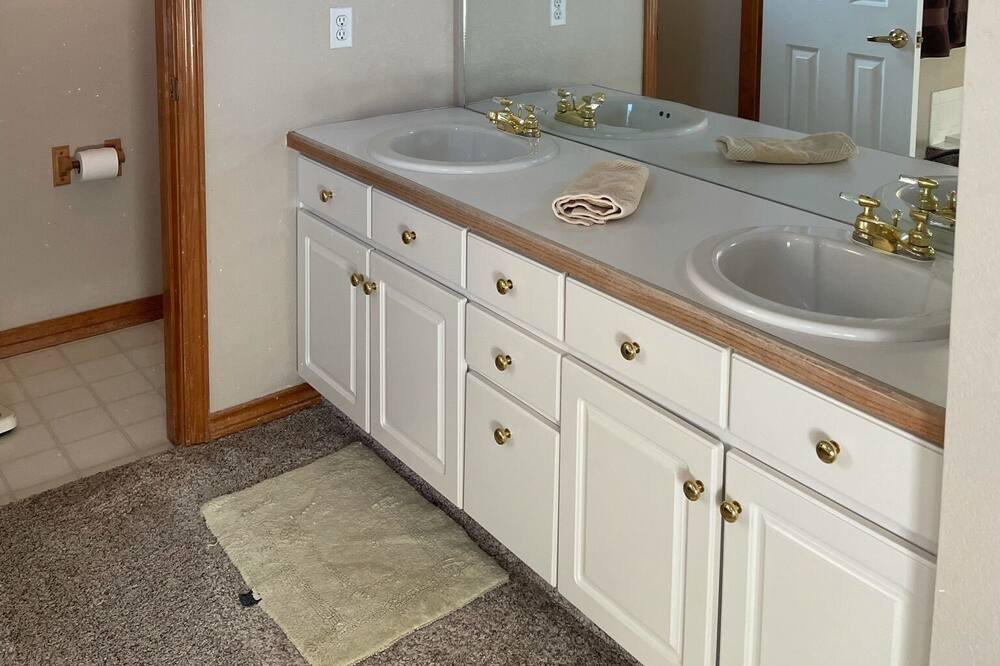 Photo of Bathroom in Broomfield