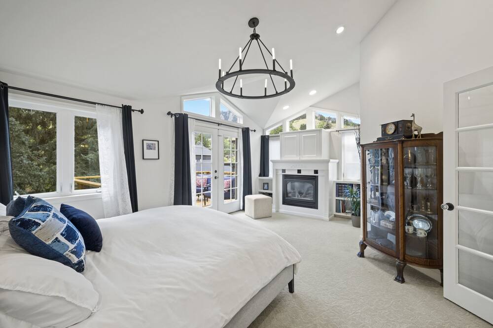Photo of Bedroom in Central Boulder