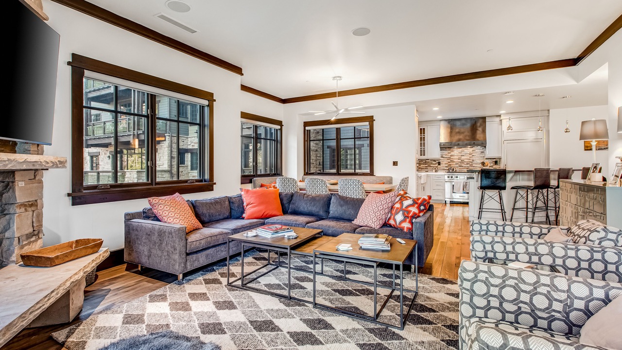 Photo of Livingroom in Empire Pass