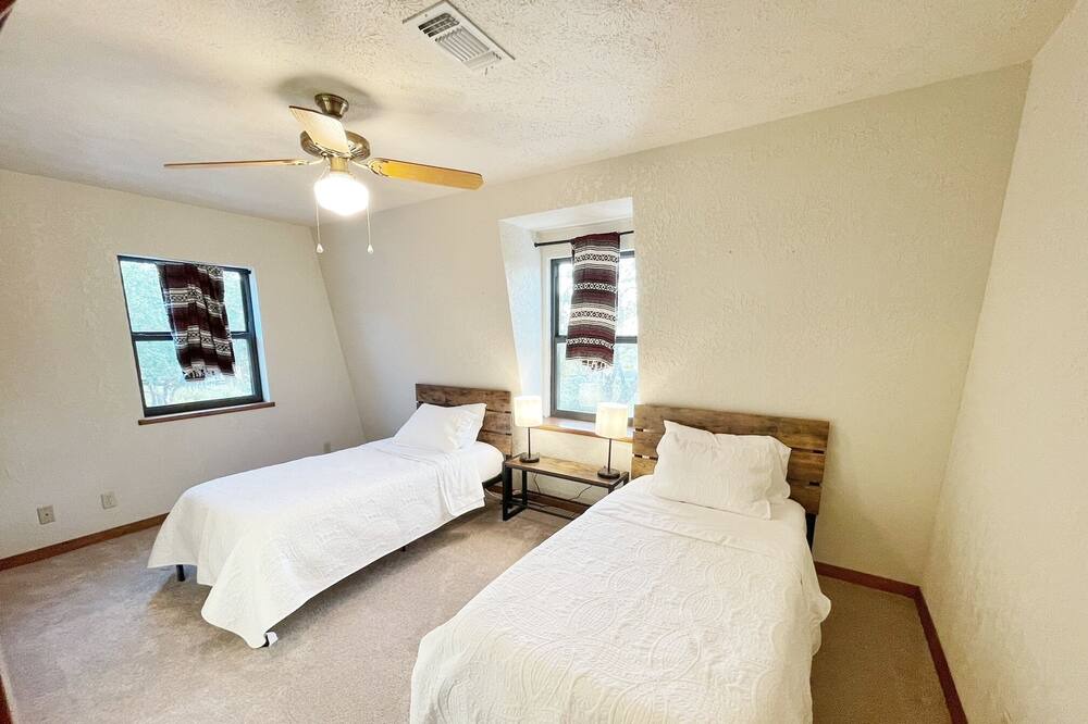 Photo of Bedroom in Utopia