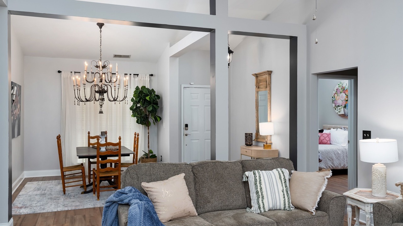 Photo of Livingroom in Alabaster