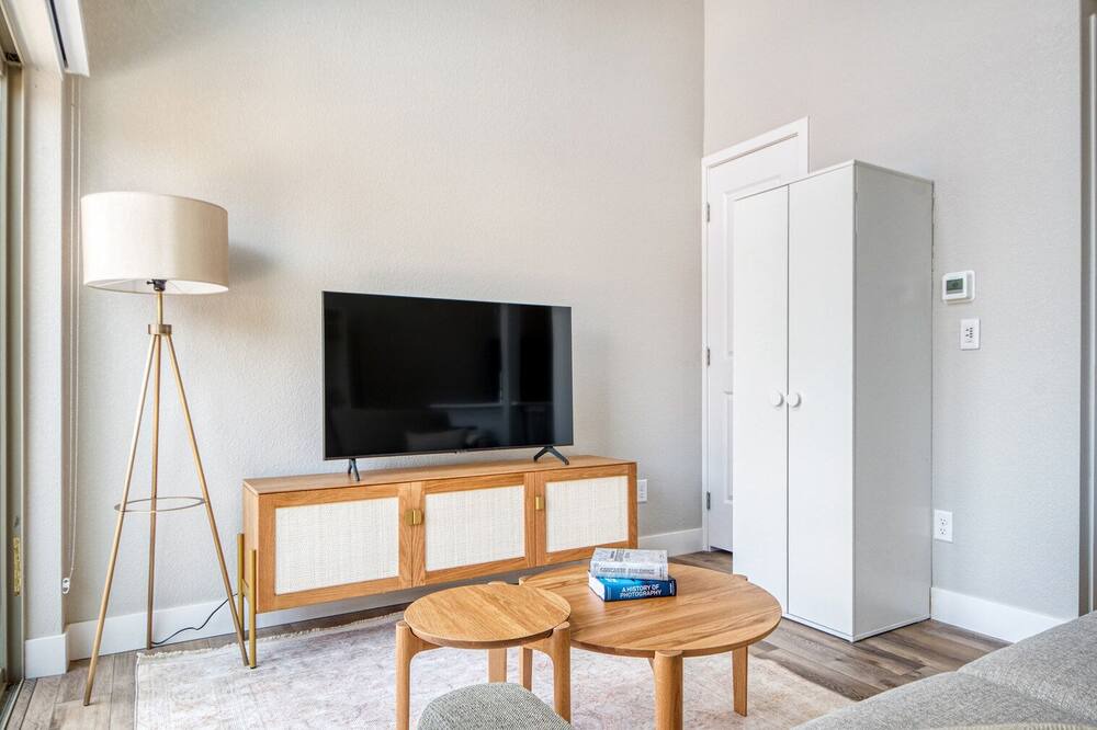 Photo of Livingroom in Capitol Hill