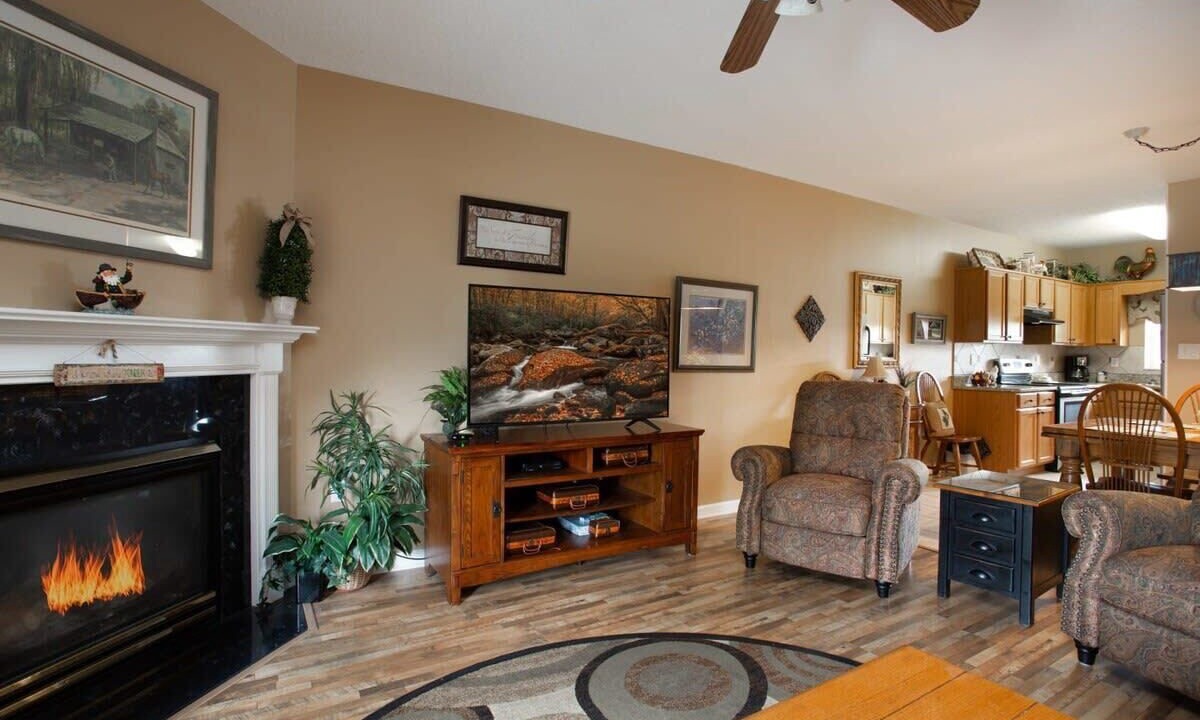 Photo of Livingroom in Pigeon Forge
