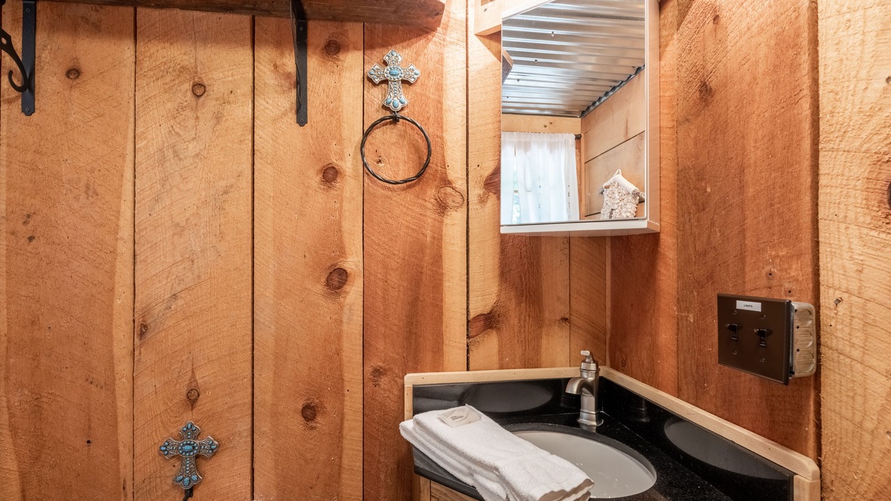Photo of Bathroom in Ruidoso