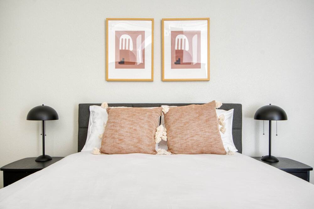 Photo of Bedroom in Ballpark