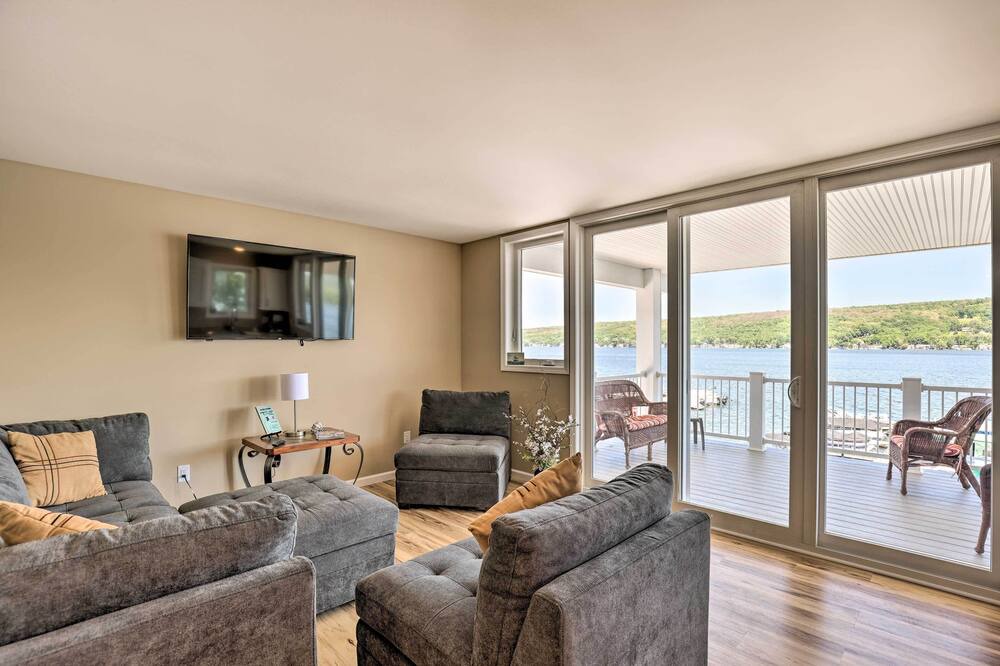 Photo of Bedroom in Conesus