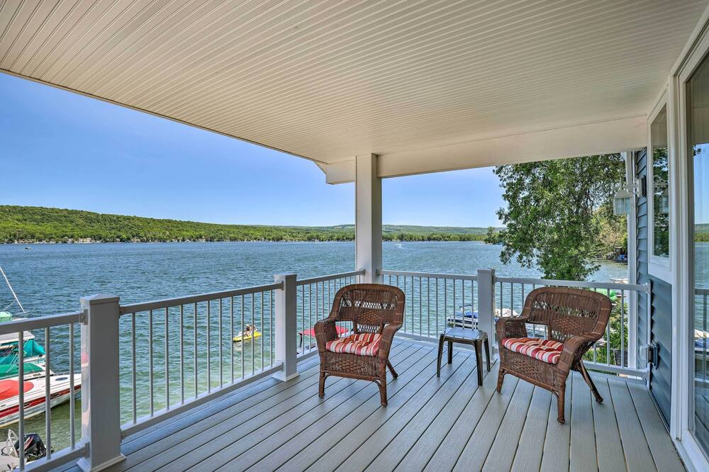 Photo of Patio Balcony in Conesus