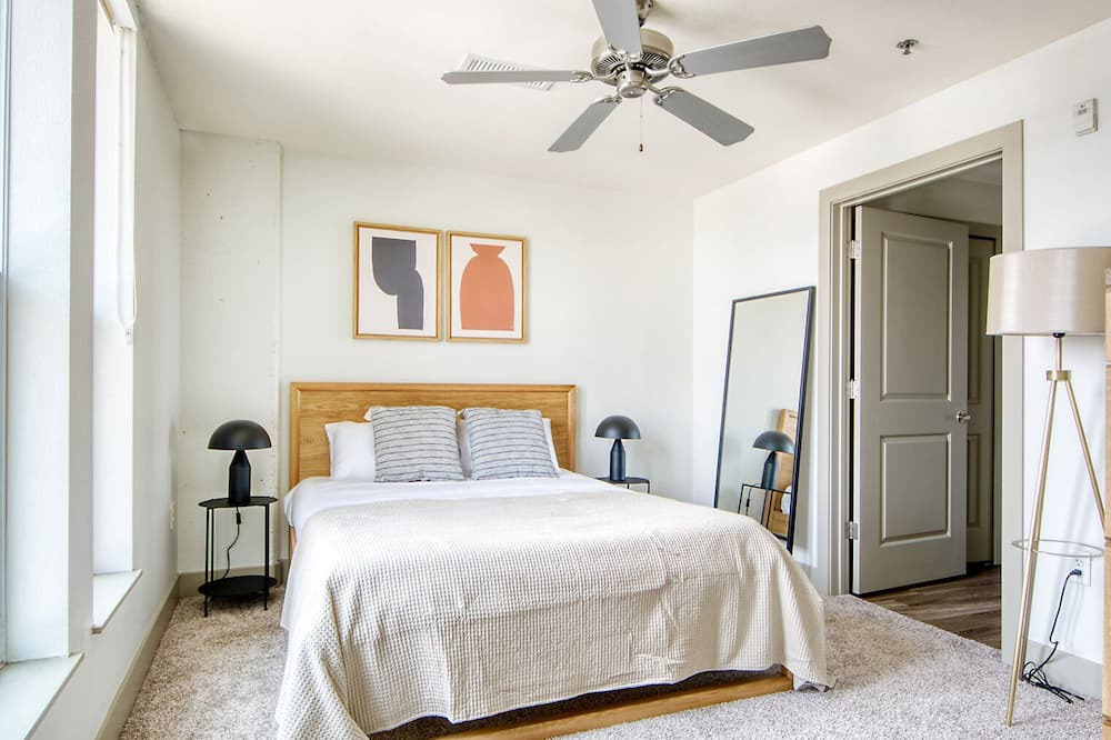 Photo of Bedroom in Ballpark