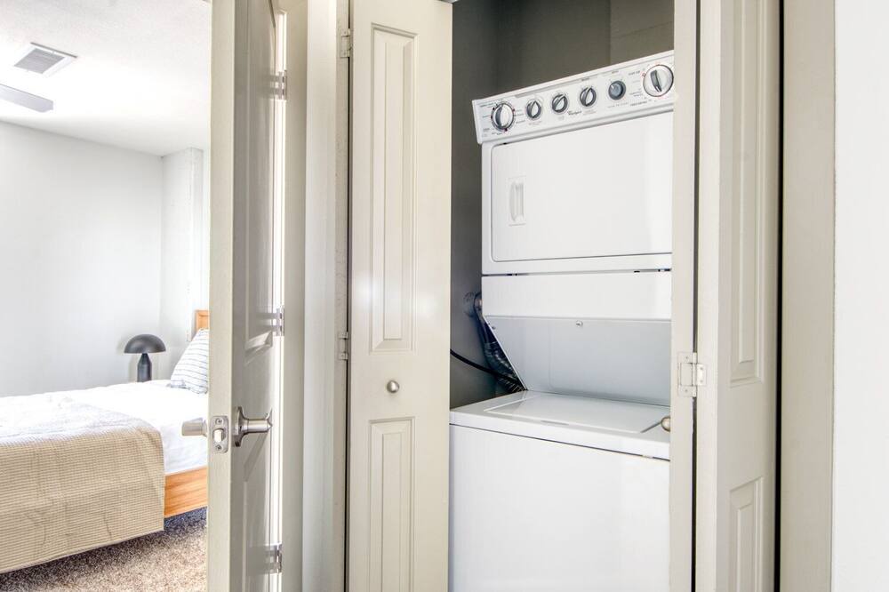 Photo of Bedroom in Ballpark