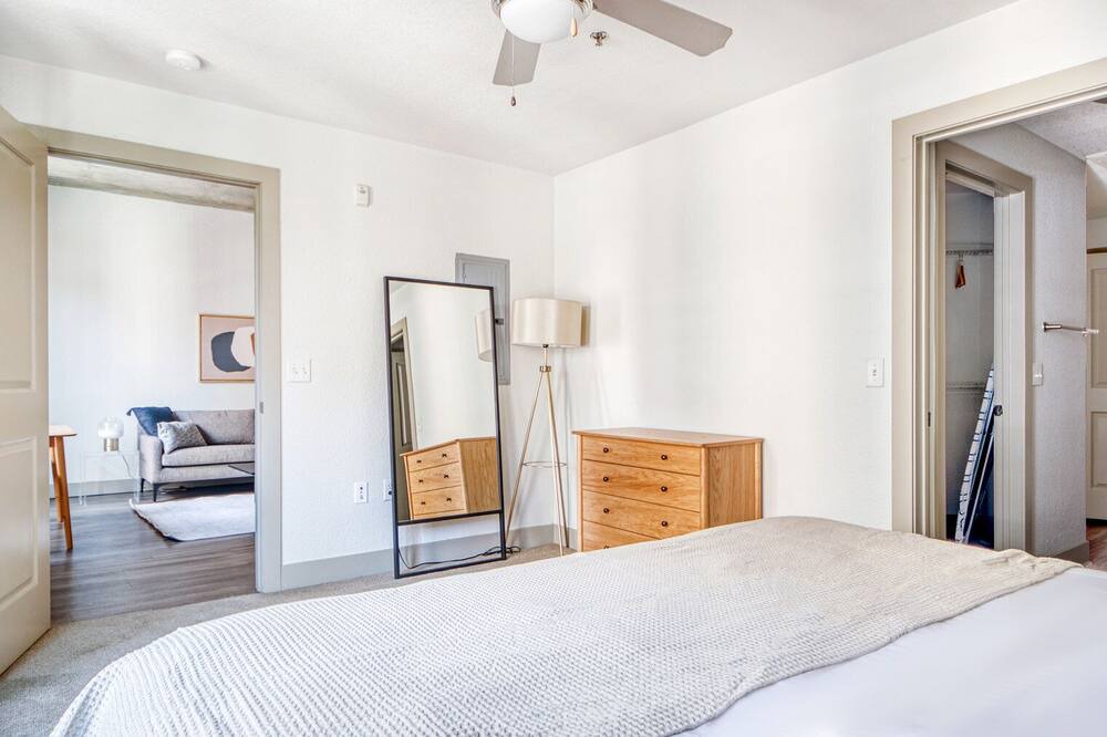 Photo of Bedroom in Ballpark