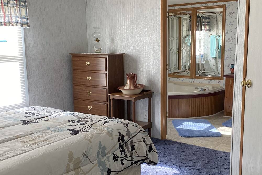 Photo of Bedroom in Harper