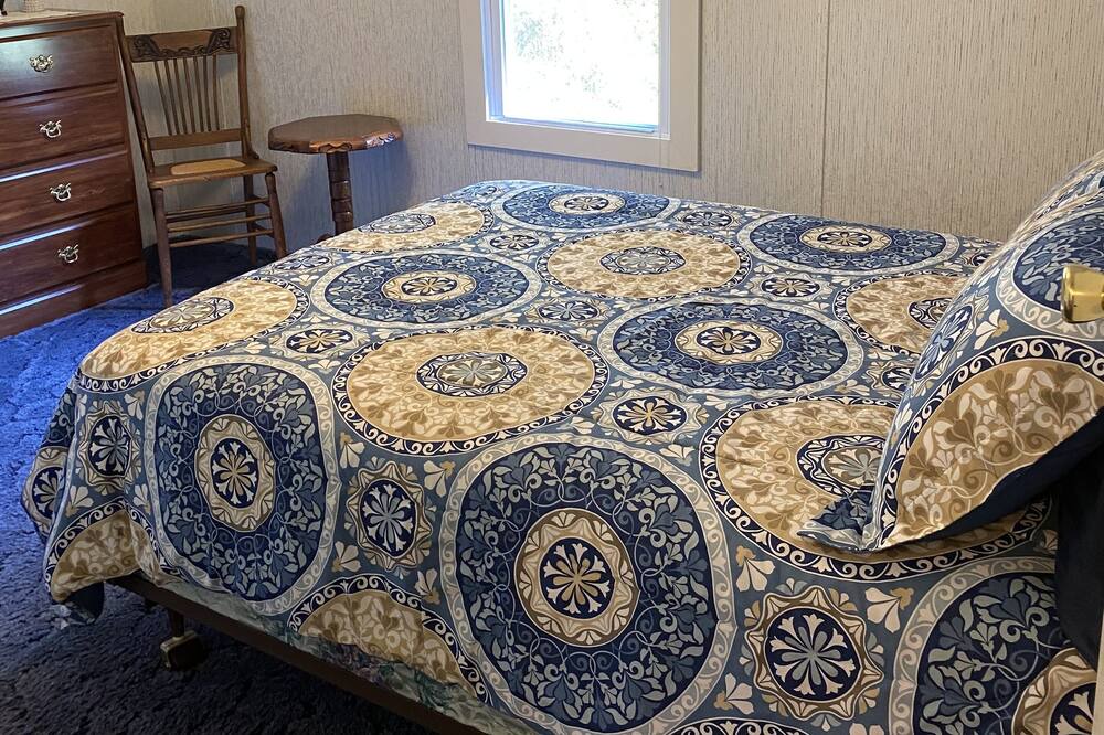 Photo of Bedroom in Harper