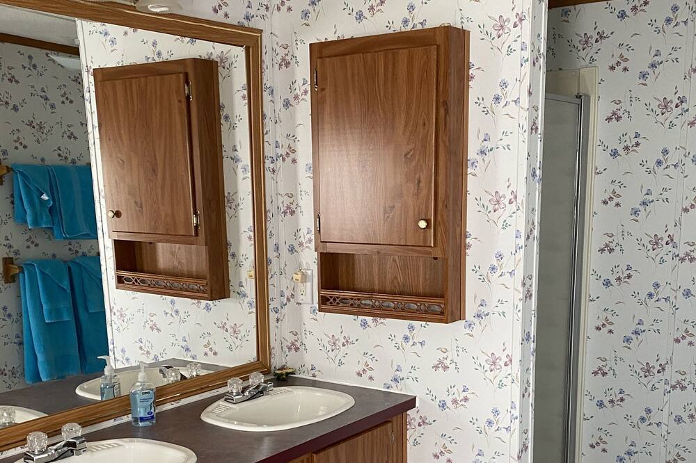 Photo of Bathroom in Harper