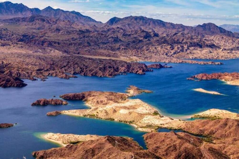Photo of Others in Laughlin