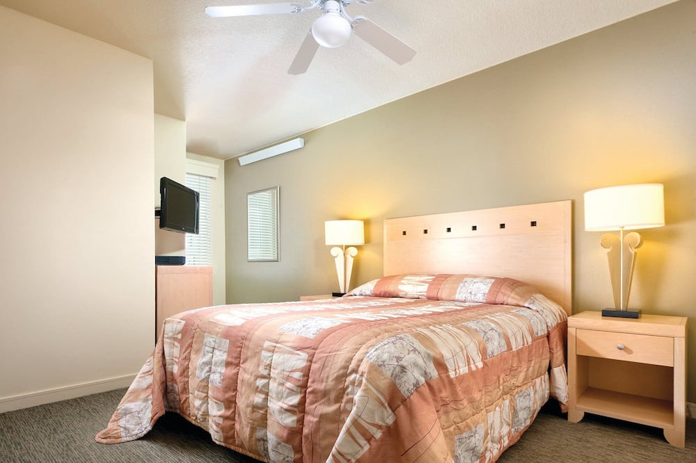 Photo of Bedroom in Seaside Gilbert District