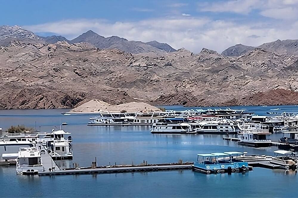 Photo of Others in Laughlin