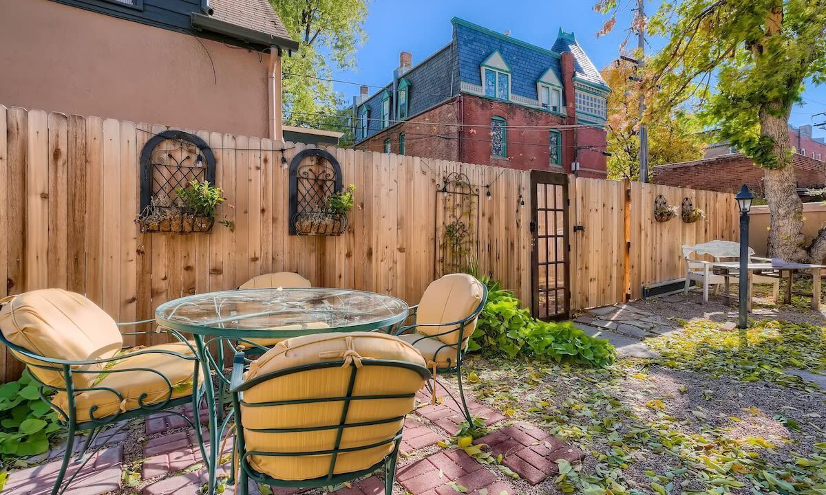 Photo of Outdoor in Five Points