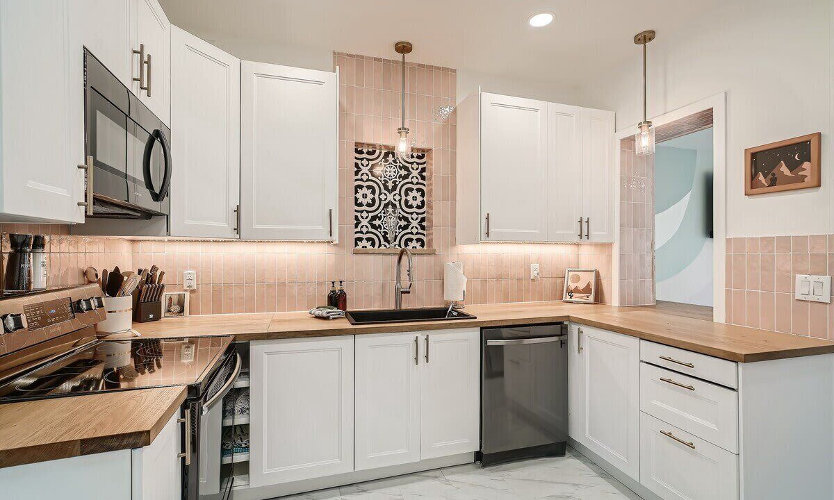 Photo of Kitchen in Five Points
