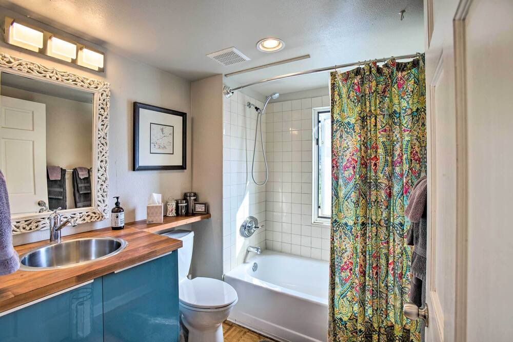 Photo of Bathroom in Idledale