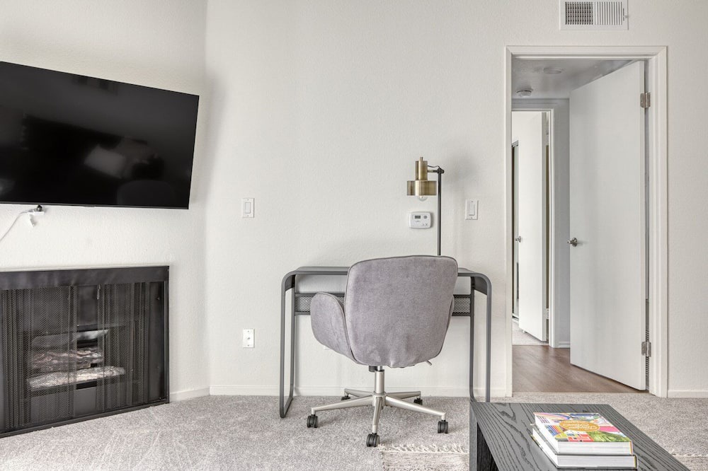 Photo of Livingroom in Los Feliz