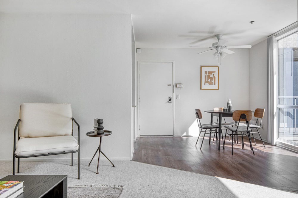 Photo of Livingroom in Los Feliz