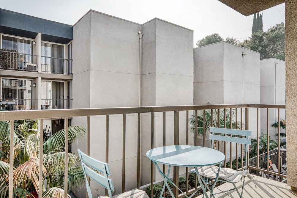 Photo of Patio Balcony in Los Feliz