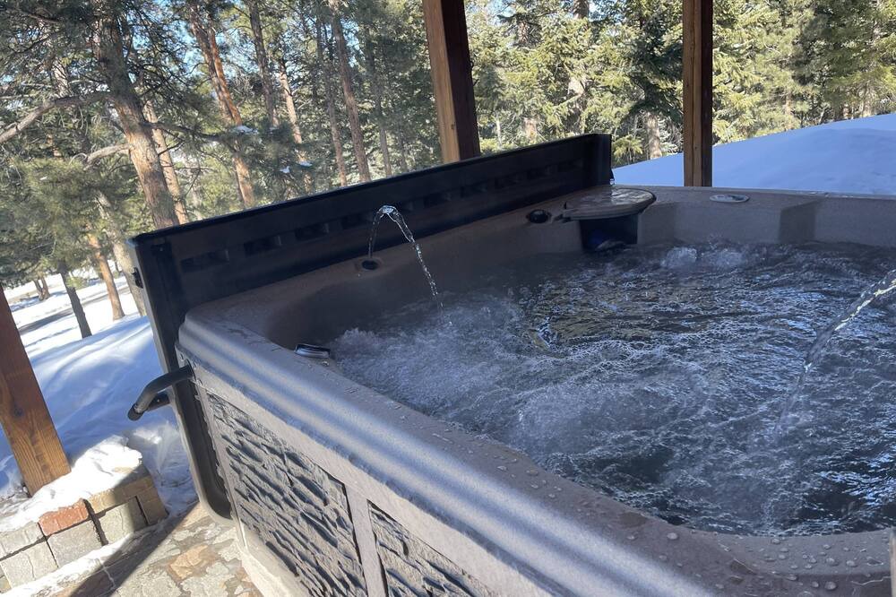 Photo of Outdoor in Evergreen Meadows