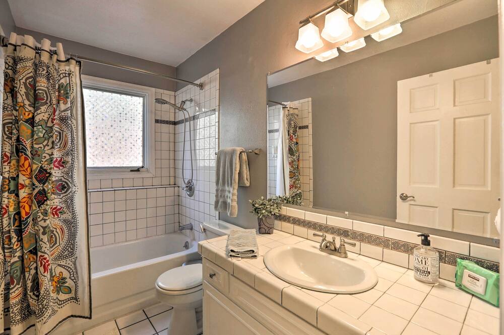 Photo of Bathroom in Evergreen