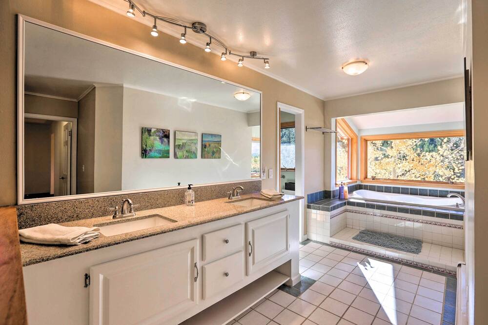 Photo of Bathroom in Evergreen