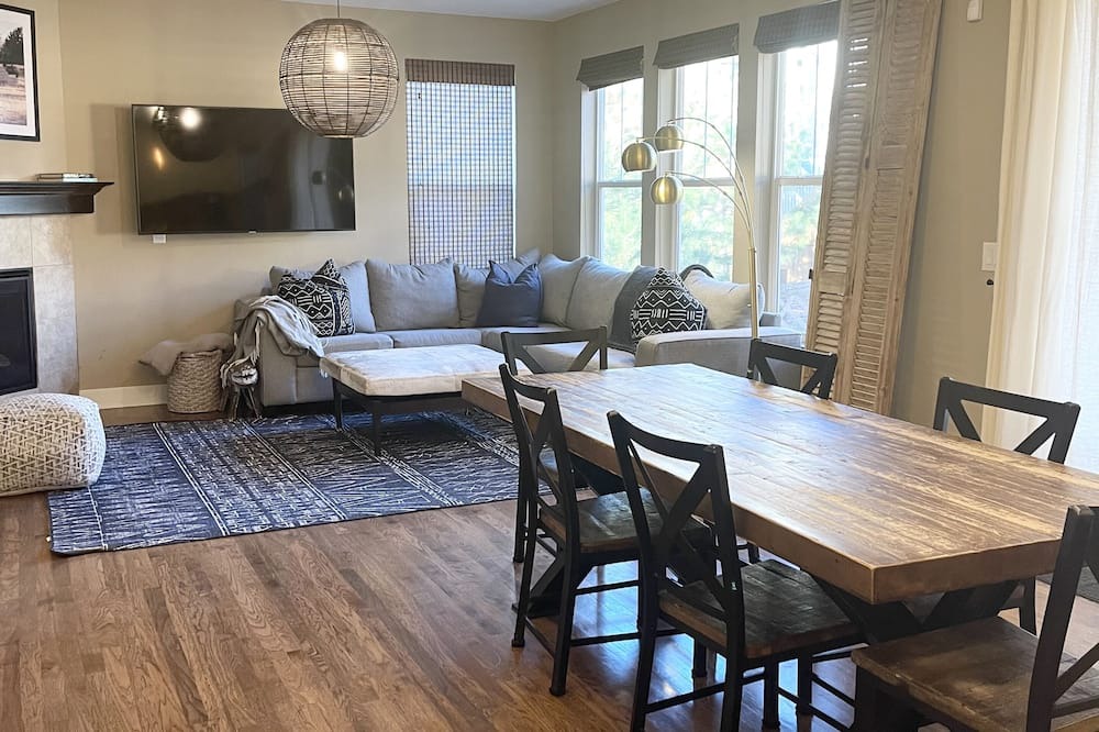 Photo of Bedroom in Parker