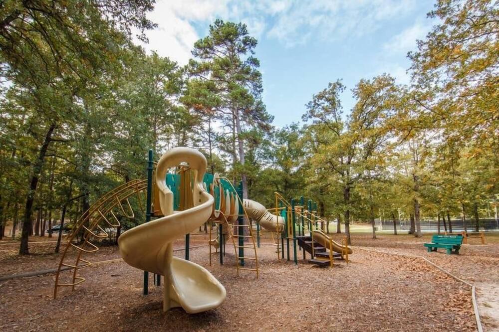 Photo of Others in Holly Lake Ranch