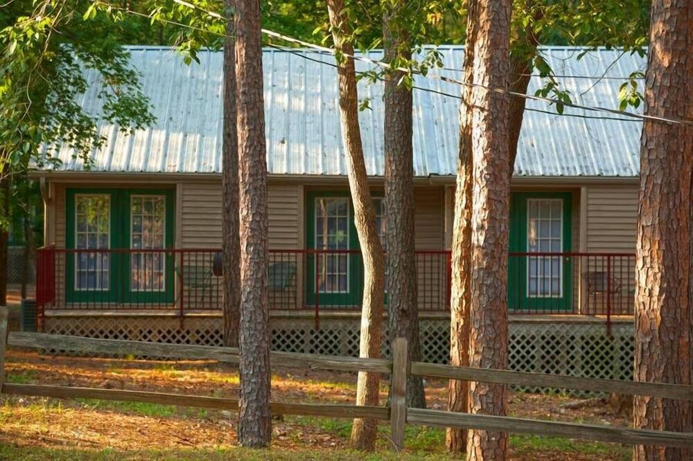 Photo of Outdoor in Holly Lake Ranch